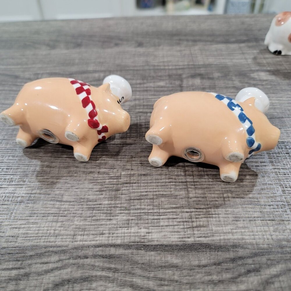 Grasslands Road Pig Chefs Shakers Set - Picture 5 of 9